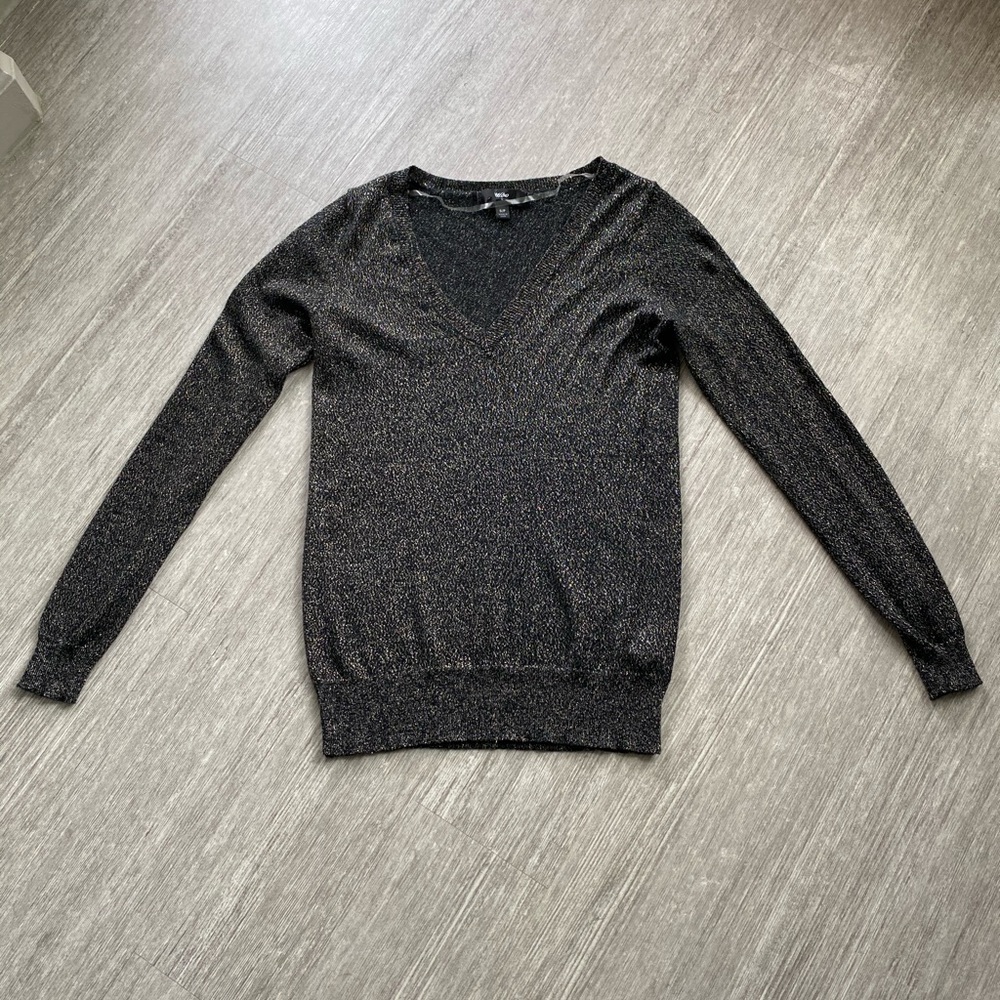 V-Neck Long Sleeve